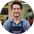 คุณกิตติพงษ์ เจ้าของกิจการ (ร้านอาหาร)